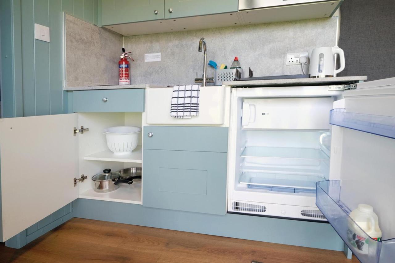 Ocean View 5 - 1 Bedroom Modern Pod - Llanrhidian エクステリア 写真
