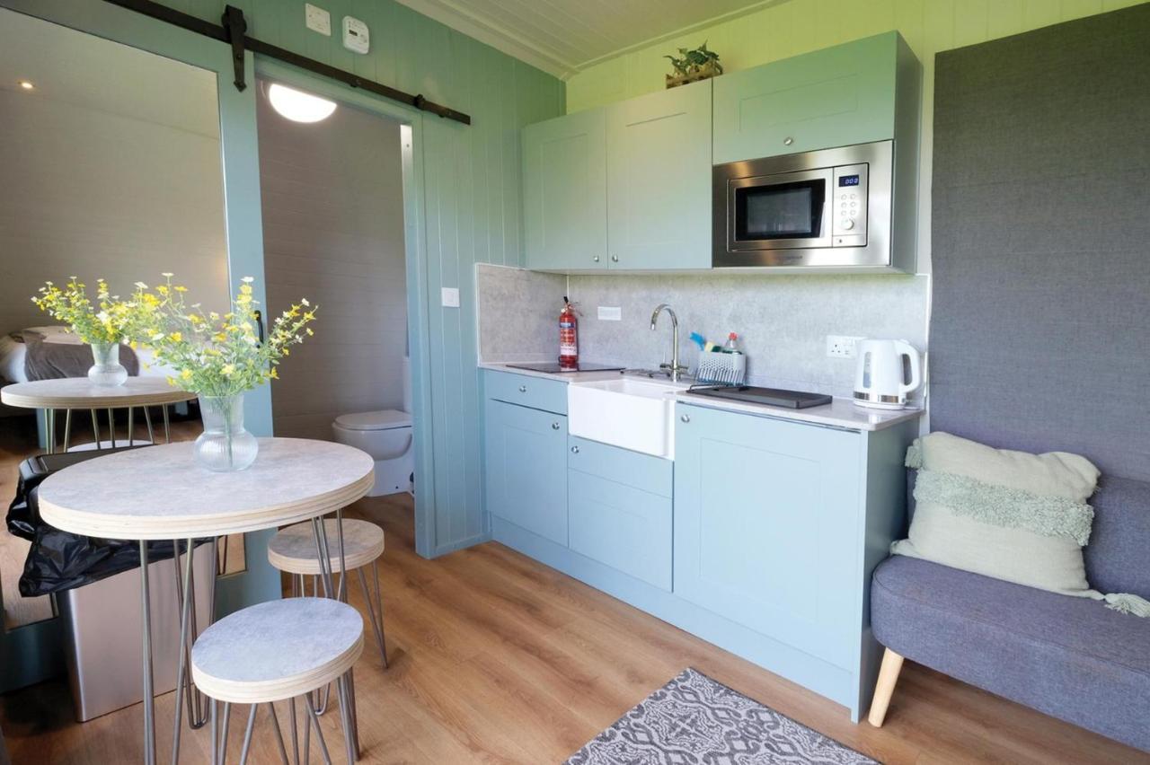 Ocean View 5 - 1 Bedroom Modern Pod - Llanrhidian エクステリア 写真