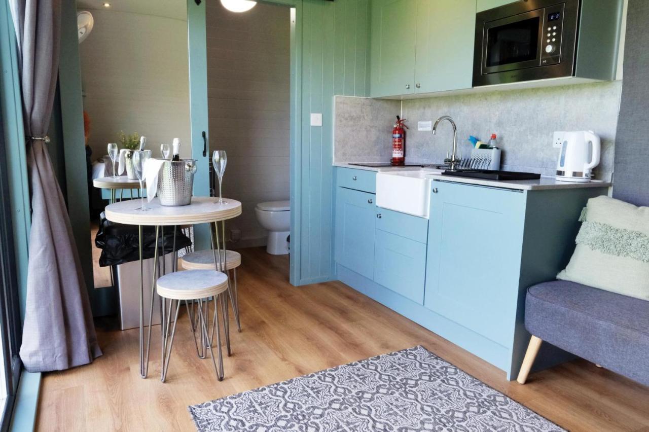 Ocean View 5 - 1 Bedroom Modern Pod - Llanrhidian エクステリア 写真